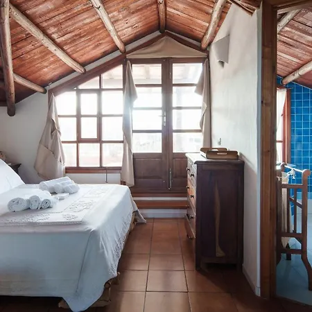 Appartamento Panoramic Attic With Pool Near Costa Smeralda