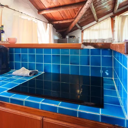 Panoramic Attic With Pool Near Costa Smeralda Appartamento