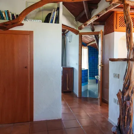 Panoramic Attic With Pool Near Costa Smeralda Appartamento *